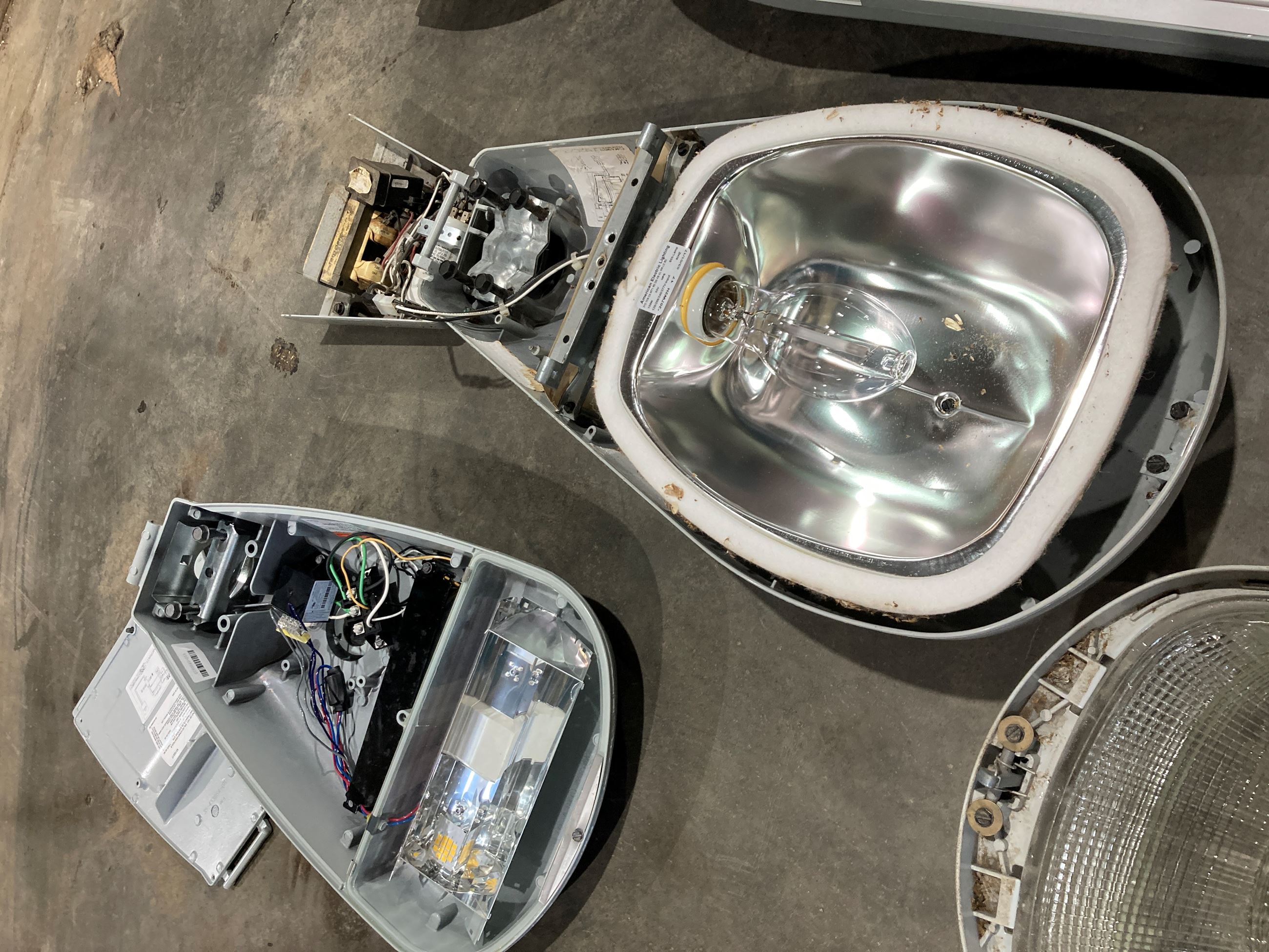 HSP vs. LED Comparison Photo